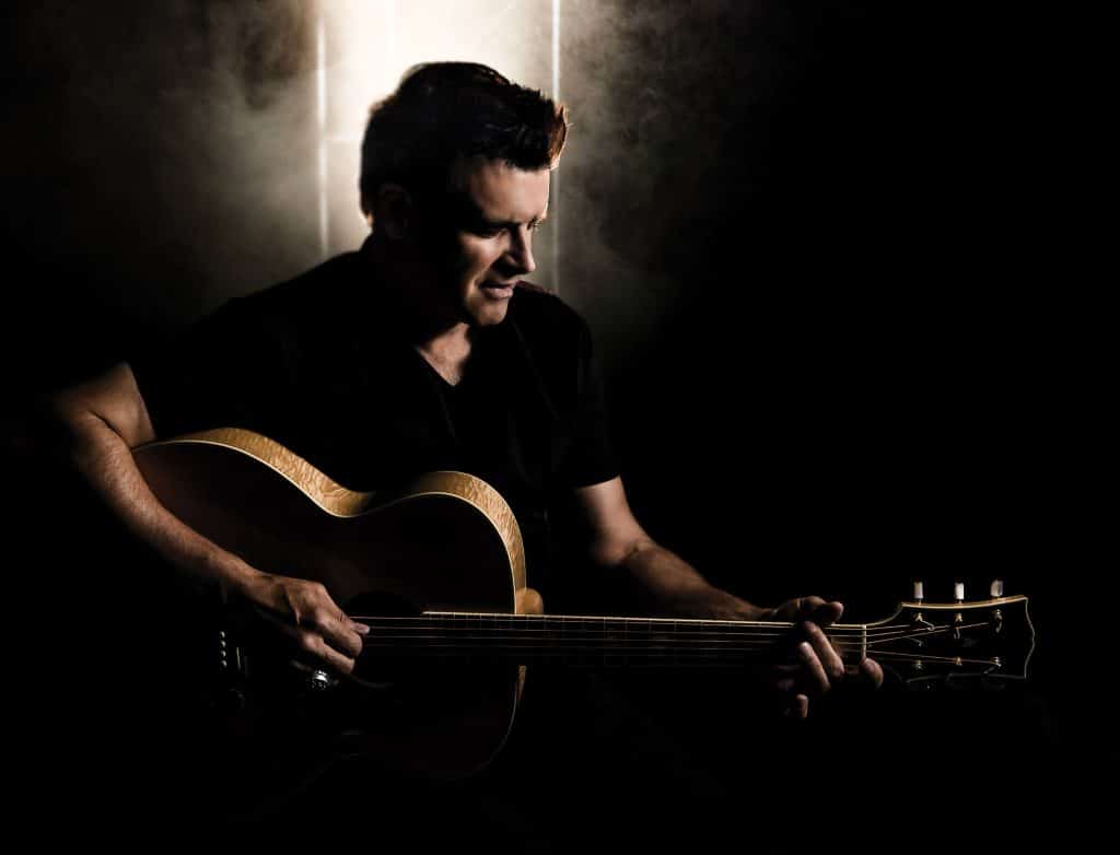 Jeu-concours: courez la chance de remporter des billets pour le concert de Roch Voisine!